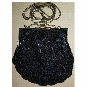 Vintage Carla Marchi Black Hand Beaded Kiss Lock Clam Shell Evening Clutch